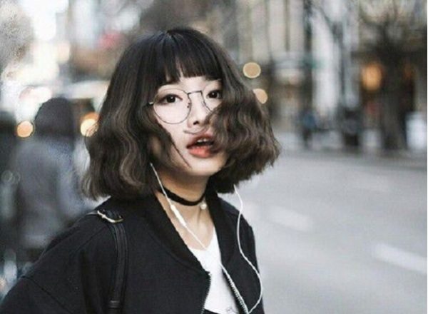 Các kiểu tóc ngắn uốn xoăn cá tính