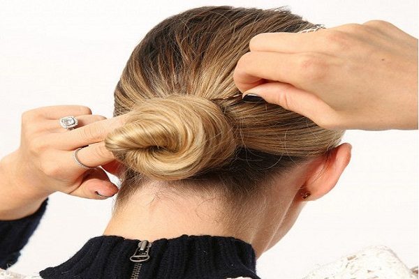 búi tóc kiểu truyền thống