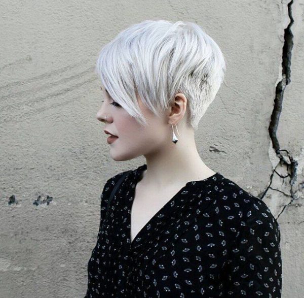 kiểu tóc ngắn cá tính pixie lob không đối xứng