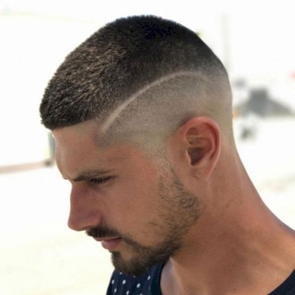 tóc húi cua cắt fade + line tạo viền