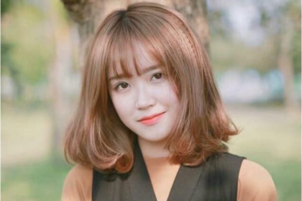 tóc ngắn uốn đuôi