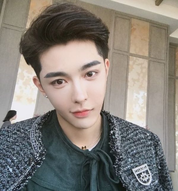 Tóc undercut vuốt ngang