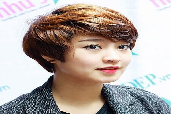 tóc xoăn nhẹ tomboy
