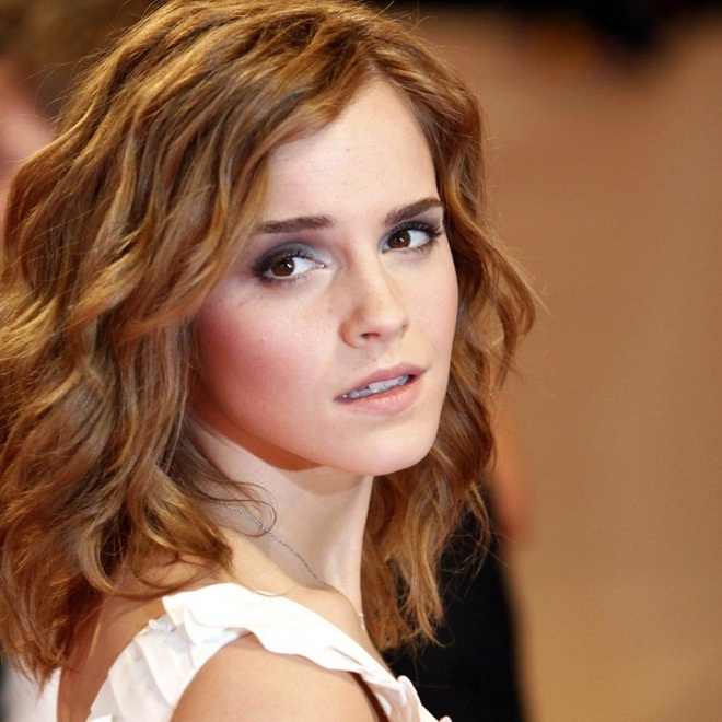 emma watson tóc xoăn sóng