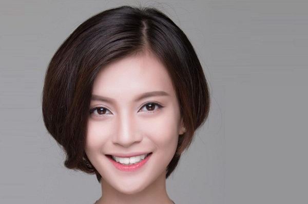 kiểu tóc bob ngắn mặt dài cằm nhọn