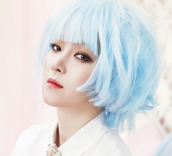 màu tóc đẹp cho tóc ngắn bob nữ màu xanh pastel
