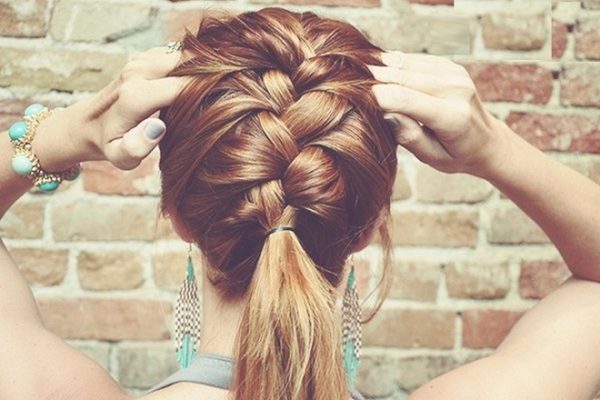 tết tóc đuôi sam