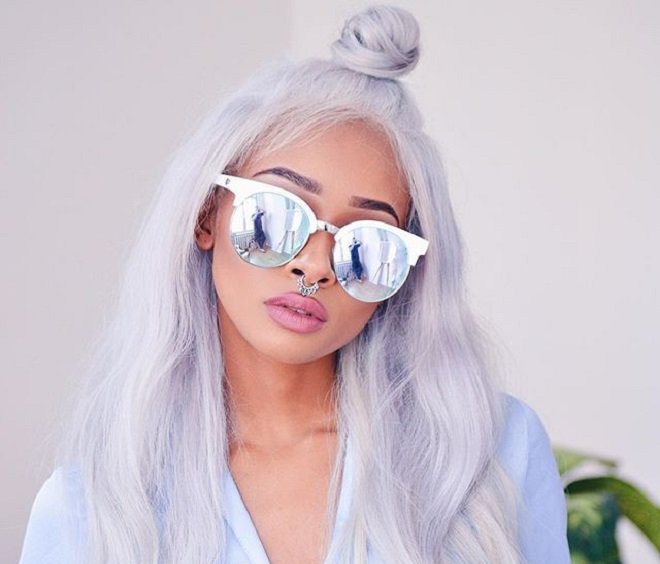 tóc dài duỗi thẳng búi nửa đầu