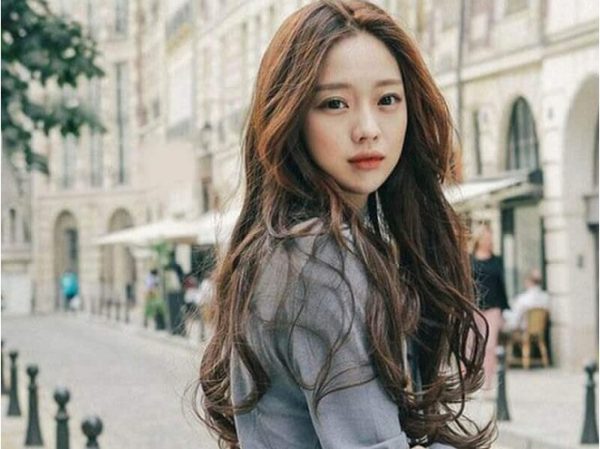 tóc dài xoăn nhẹ