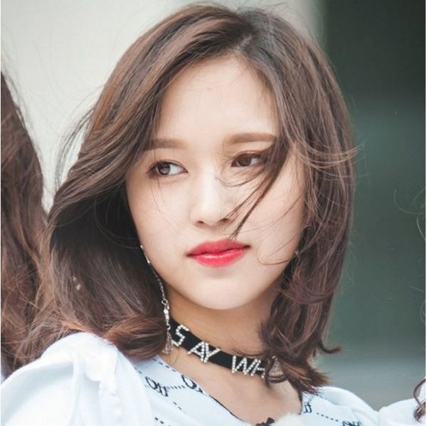 tóc ngắn cụp đuôi