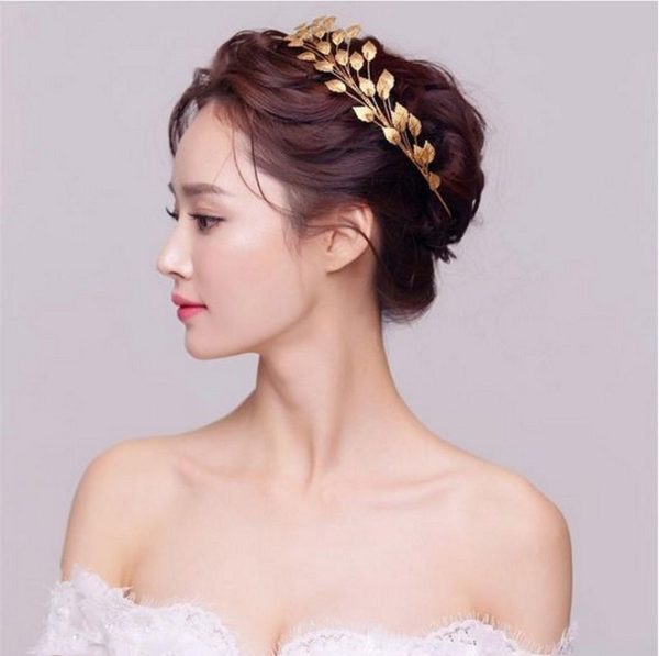 bới tóc cô dâu sang trọng
