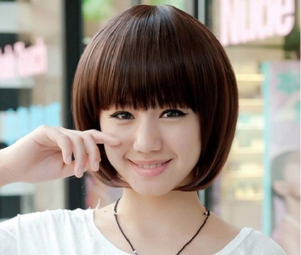 tóc ngắn mái ngố