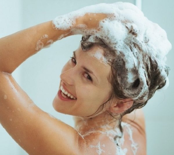 cách gội đầu dành cho tóc nhuộm
