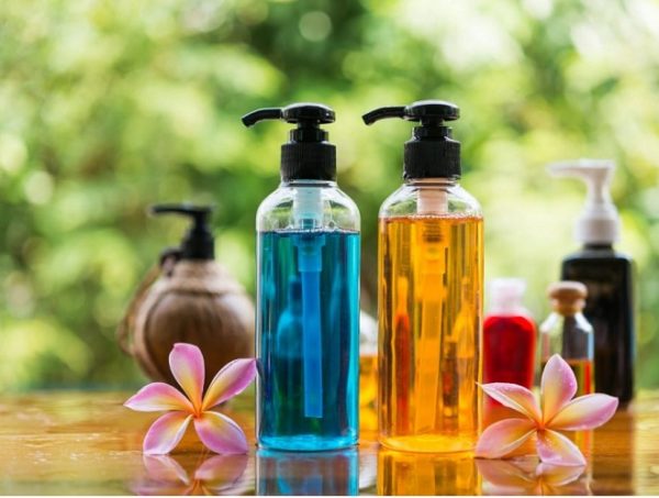 sử dụng dầu gội riêng cho tóc nhuộm