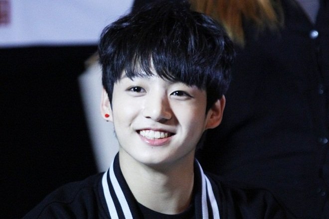 Jungkook tóc ngắn mái bằng