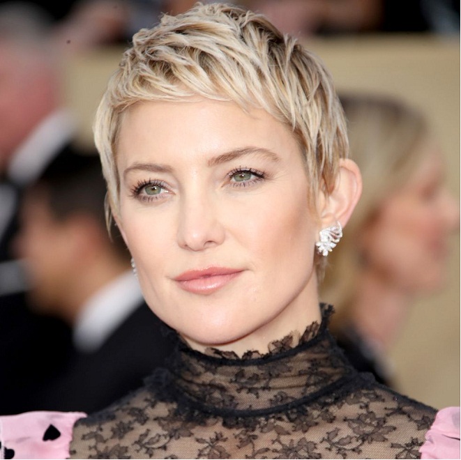 Kate Hudson trong kiểu tóc tém