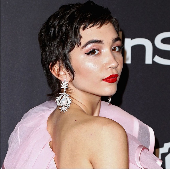 tóc ngắn cắt tém của Rowan Blanchard