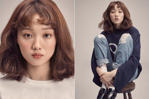 tóc ngắn ngang vai uốn cụp mái Lee Sung Kyung