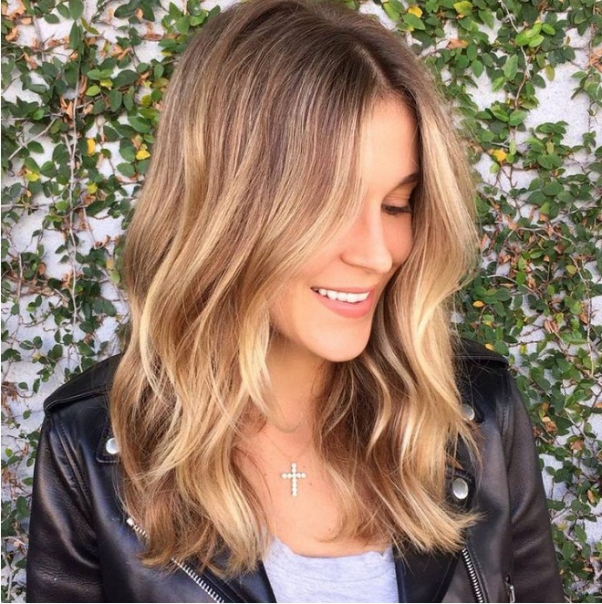 tóc ngắn nhuộm kiểu balayage