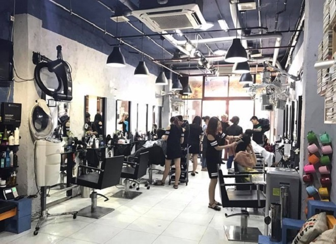 Không gian của Amida Hair