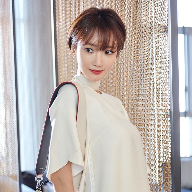 kiểu tóc tém mái thưa của Goo Jun Hee