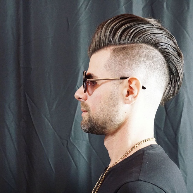 mẫu tóc mohican cổ điển