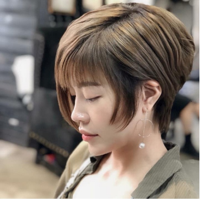 mẫu tóc ngăn tém gọn gàng được cắt tại salon De Chouchou