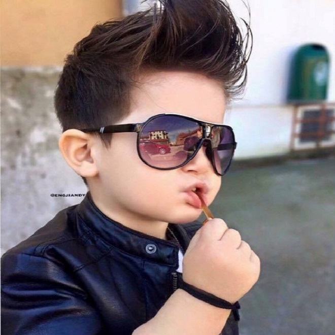 toc vuốt keo cho bé nam